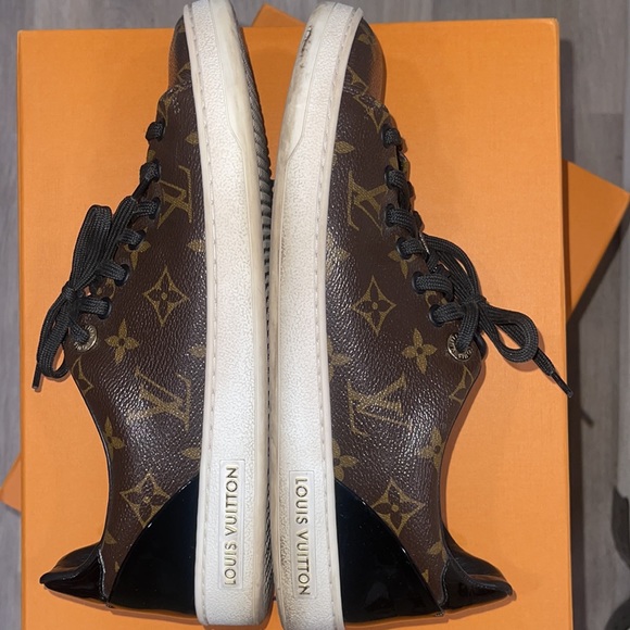 Authentic Louis Vuitton Monogram Sneakers - Picture 6 of 9